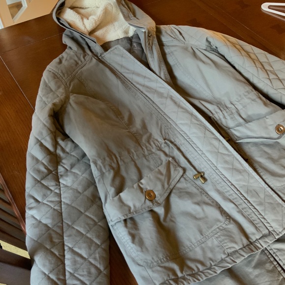 Quinn Green/Gray Coat - Picture 3 of 6